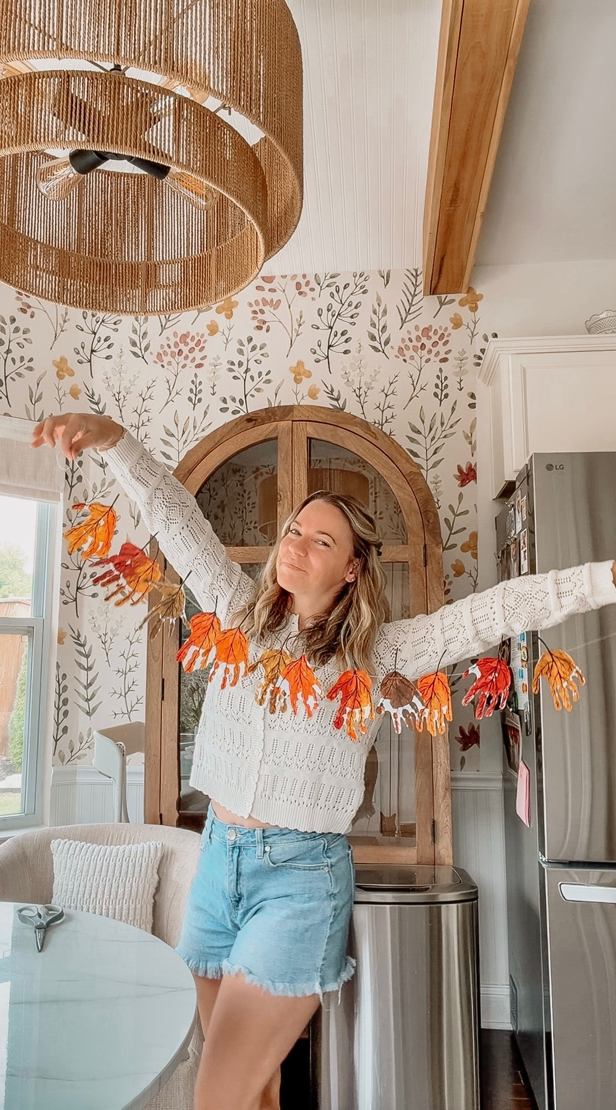 Crafts to do with toddlers. Toddler handprint garland

#LTKmomlife #LTKHome