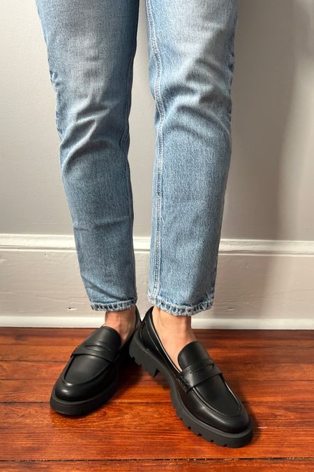 Loafers under $30 for fall

Fall outfit. Fall style. Loafers.

#LTKunder50 #LTKSeasonal #LTKshoecrush