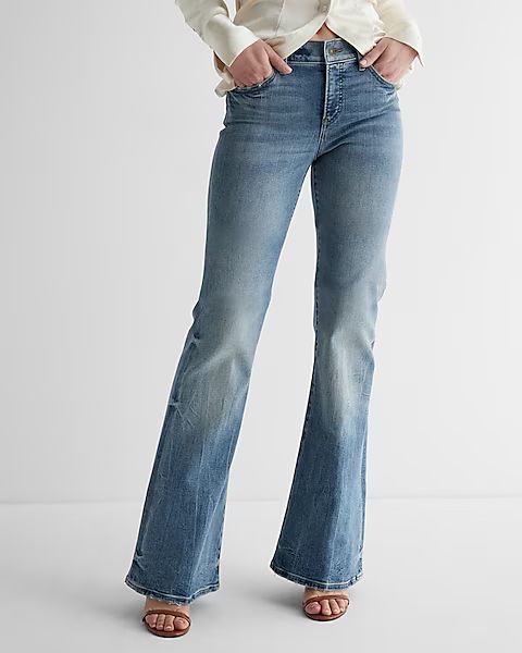 Mid Rise Medium Wash 70s Flare Jeans | Express