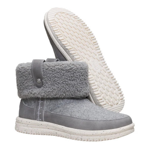 Camden Cuff Wool Cozy - Tan | HEYDUDE