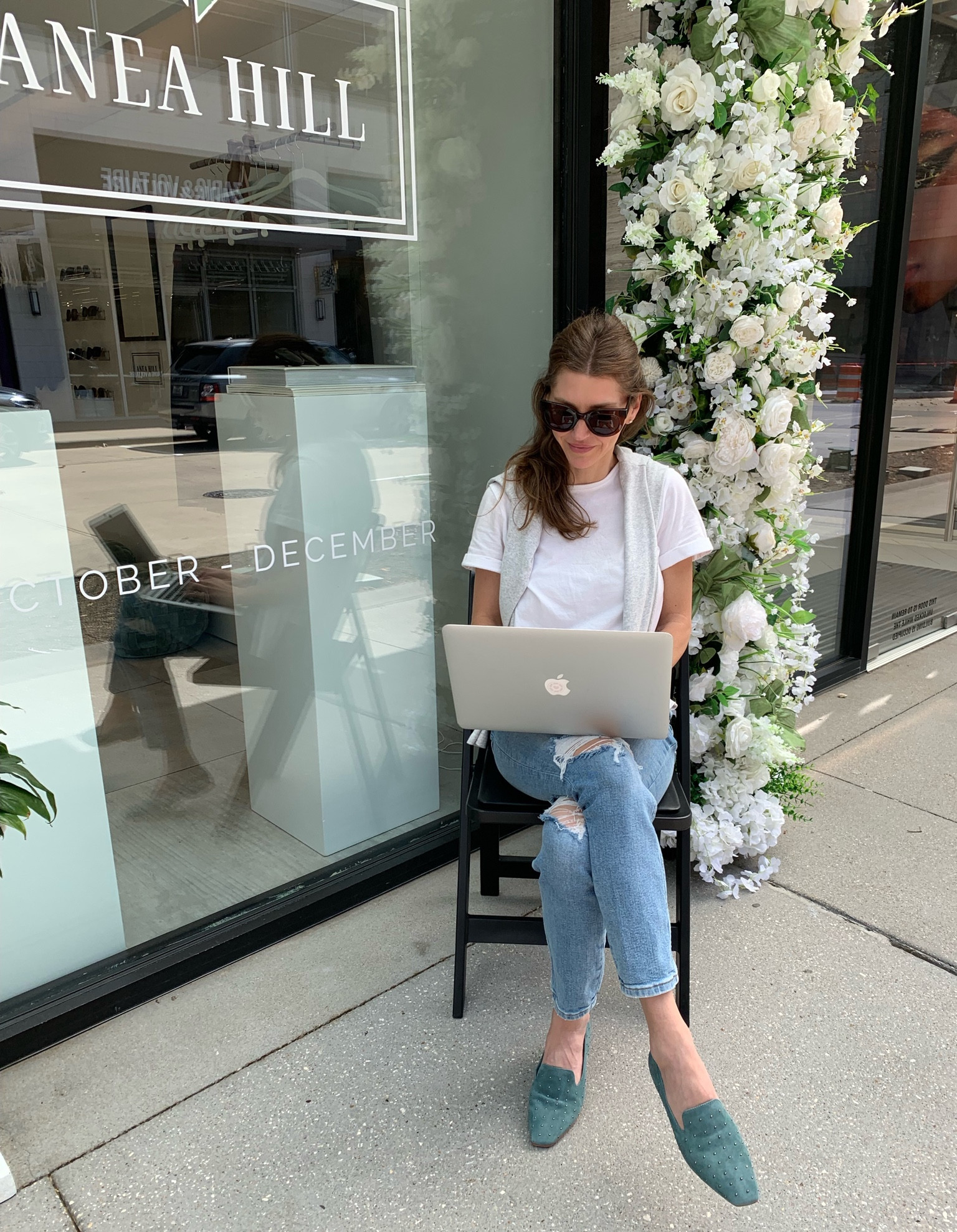 Checking on the girls at the ROD pop-up. Good Monday vibes 🤍

#LTKstyletip #LTKworkwear #LTKshoecrush