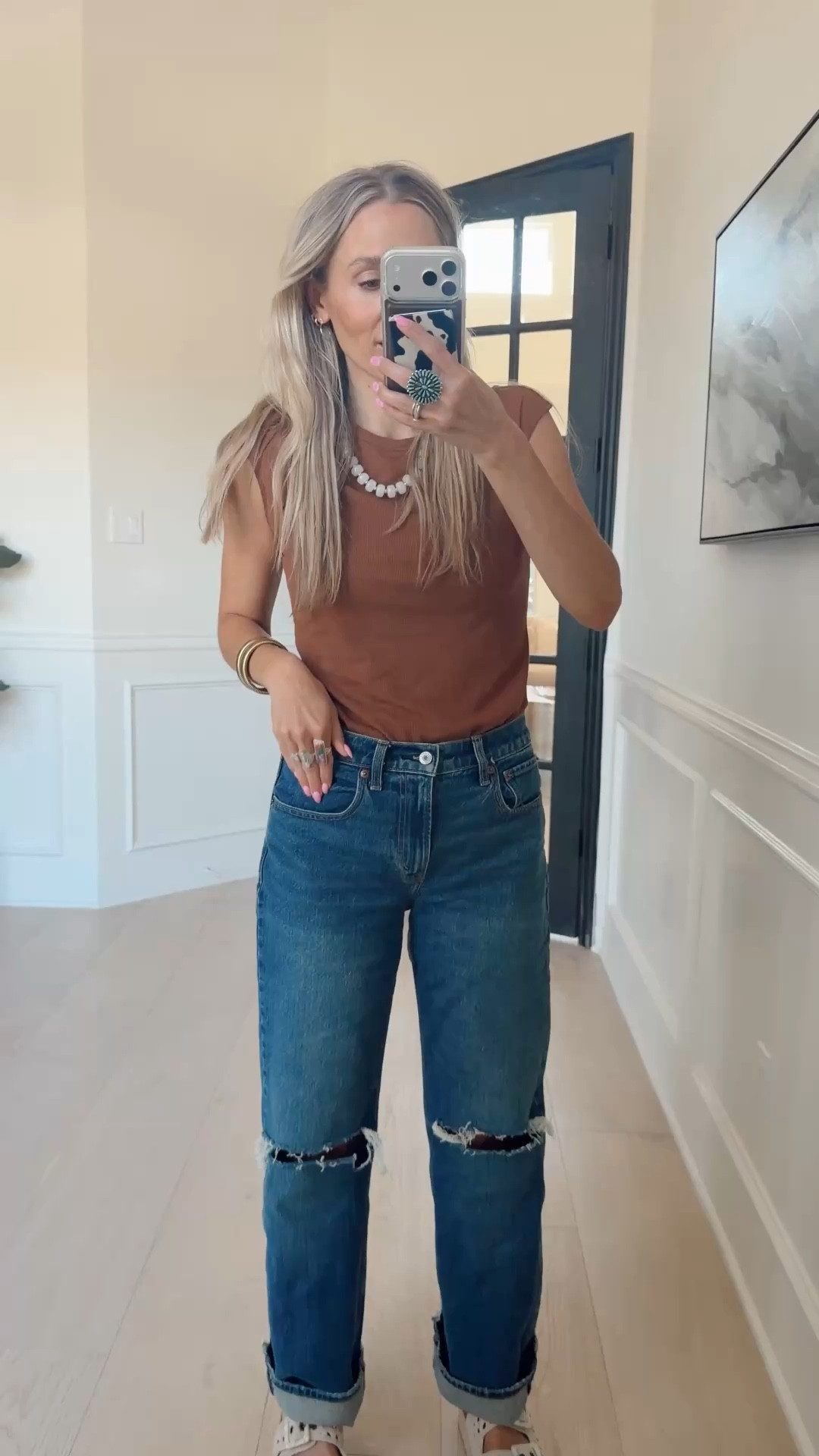 🤍 If you haven’t tried Abercrombie jeans, you need to! Nothing compares to them. The quality is unmatched. 🙌🏼✨👀😍

Wearing my tts (size 27)

5’5” // 120 lbs ￼

#LTKdayinmylife #LTKgrwm #LTKootd