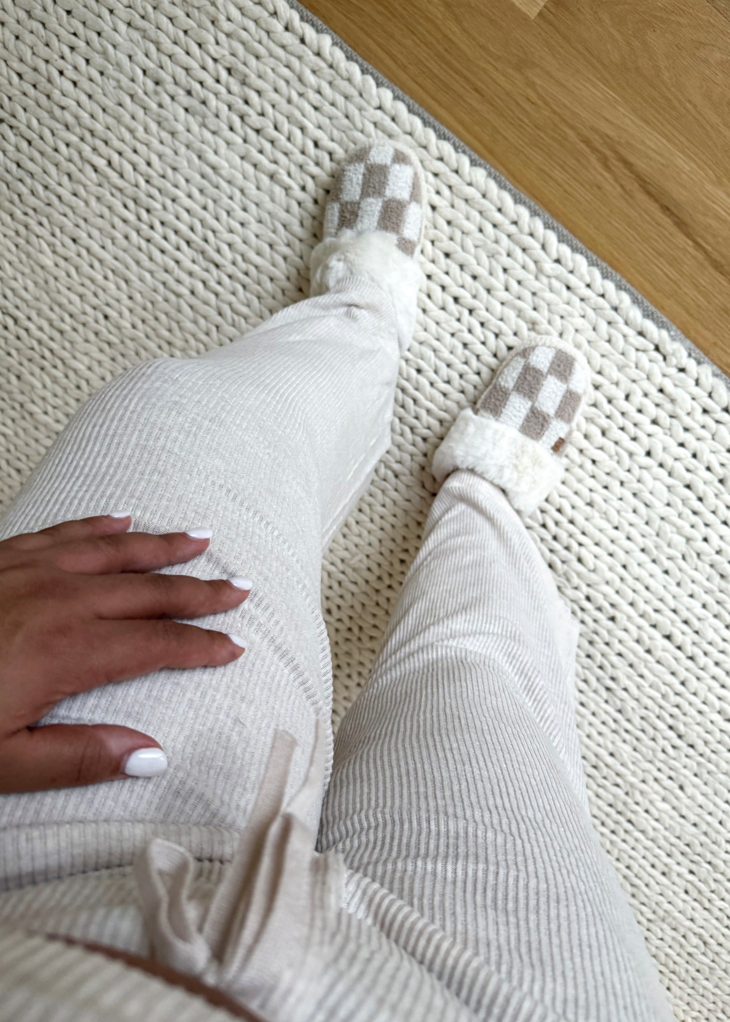 the coziest checkered slippers ever from amazon! 

#LTKFindsUnder50 #LTKootd #LTKMidsize