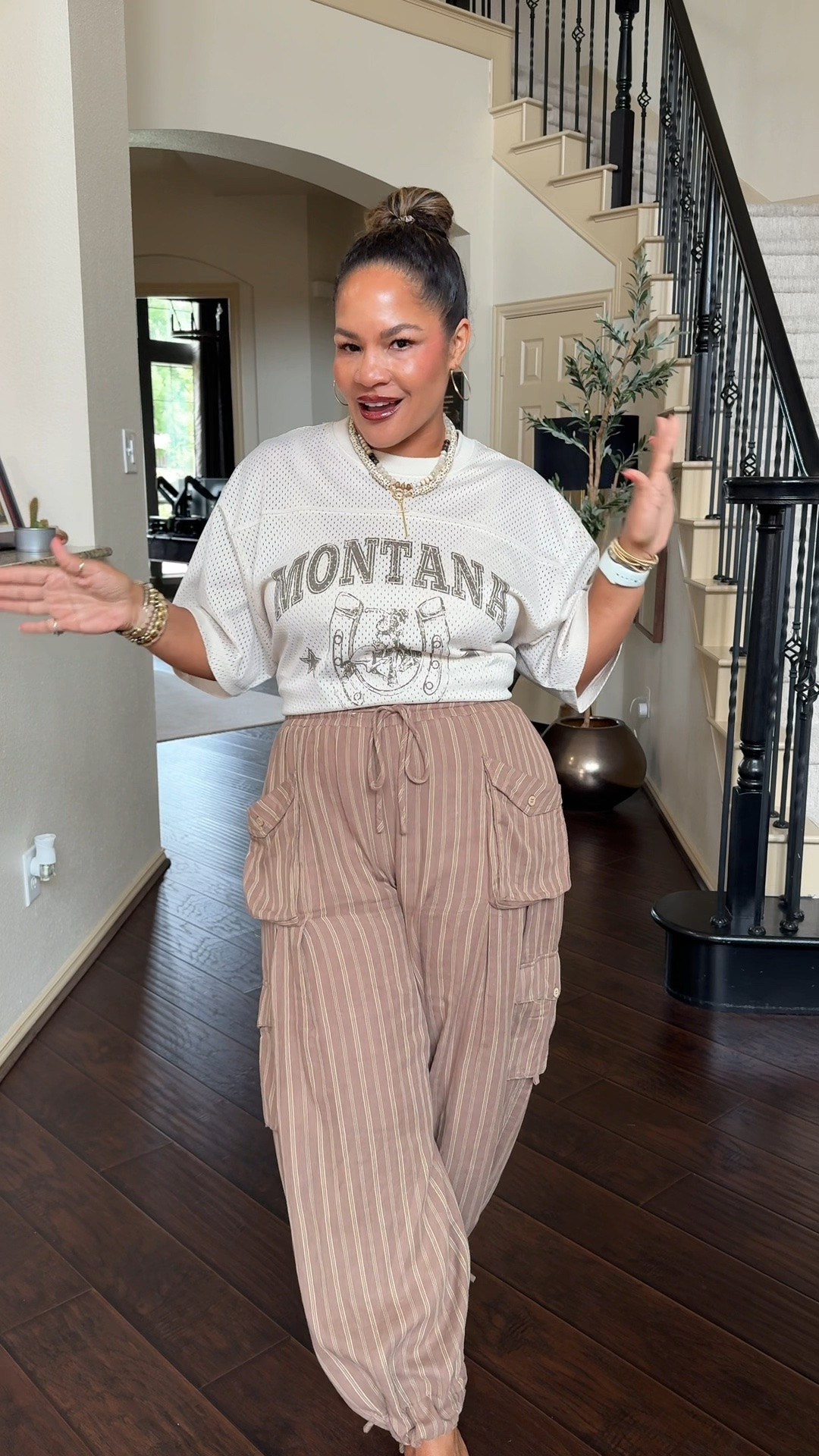 I love these pants they are so comfy! I’m wearing a medium! This shirt is so cute too, I sized up to a large!