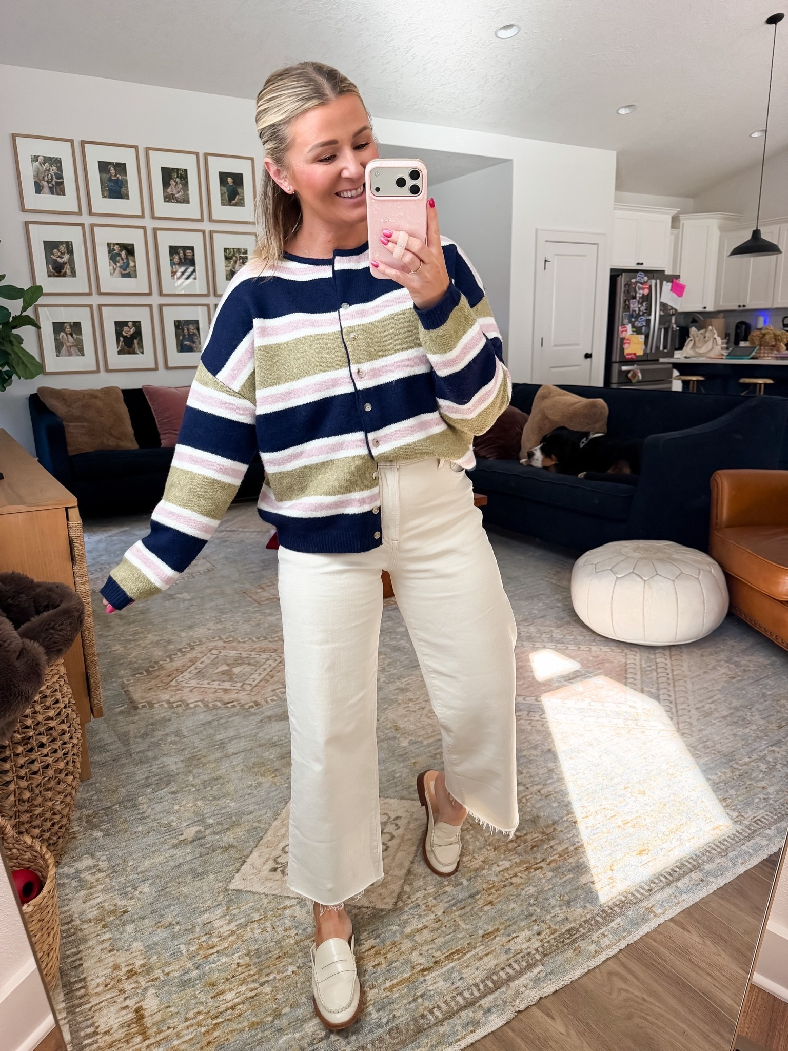 Early fall outfit 

Wearing the short length in the jeans. 

Link to my sweater: https://www.altardstate.com/as/clothing/sweaters/cardigans/toni-multi-stripe-button-cardigan/000196_IWJ5183-1-0357.html

#LTKootd #LTKSaleAlert #LTKOver40