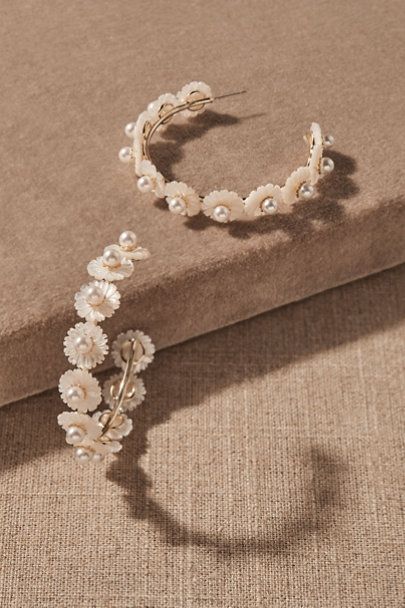 Nicola Bathie Jefra Earrings



$150.00





Or 4 interest-free installments of $37.50 by

More I... | BHLDN