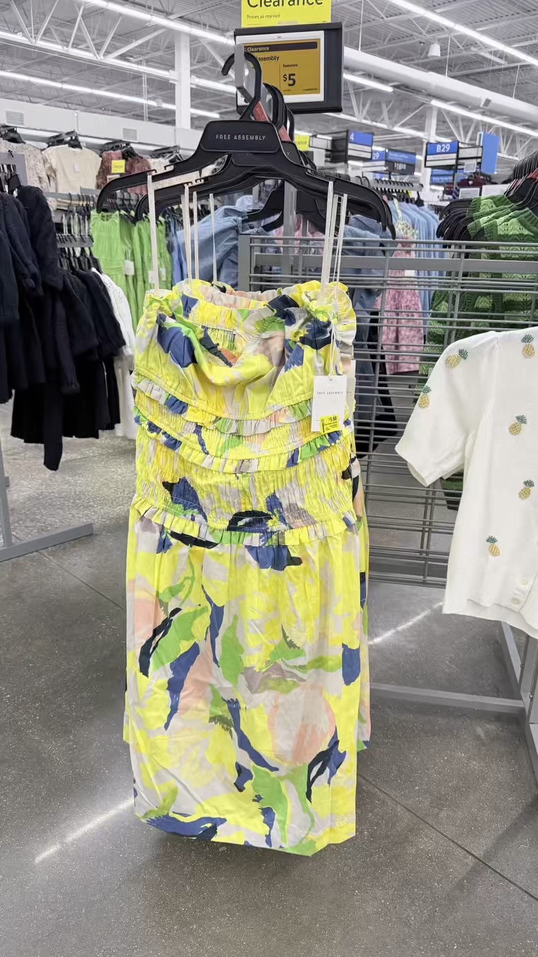 It’s Walmart Wednesday and I’d love for you to view these items on Sale and see which one is your favorite ❤️ @Walmart keep showing up for us in a new fashion way!

#LTKgrwm #LTKootd #LTKU