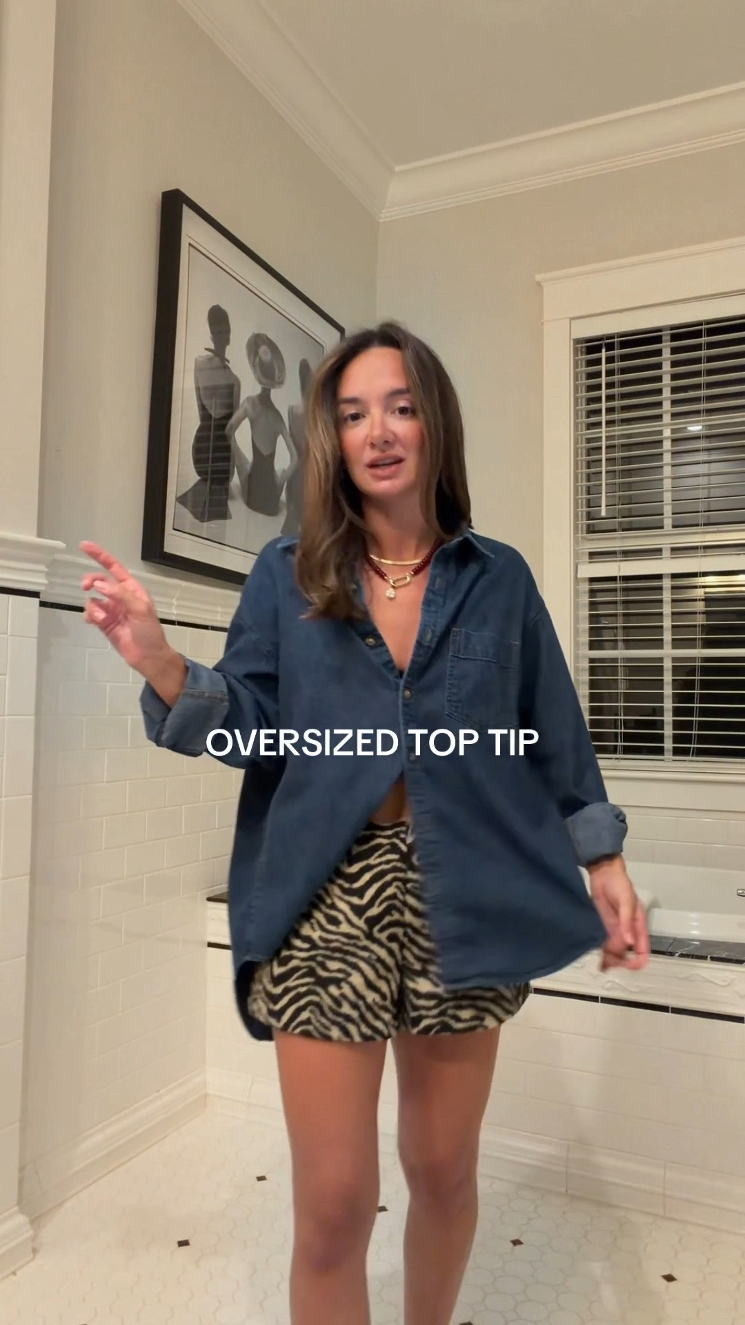 Shirt tuck trick! XS in Aritzia top! I believe this is an older shade. I’ve scoured the internet for another pair of zebra shorts and have found nothing! I wear a 0 in these