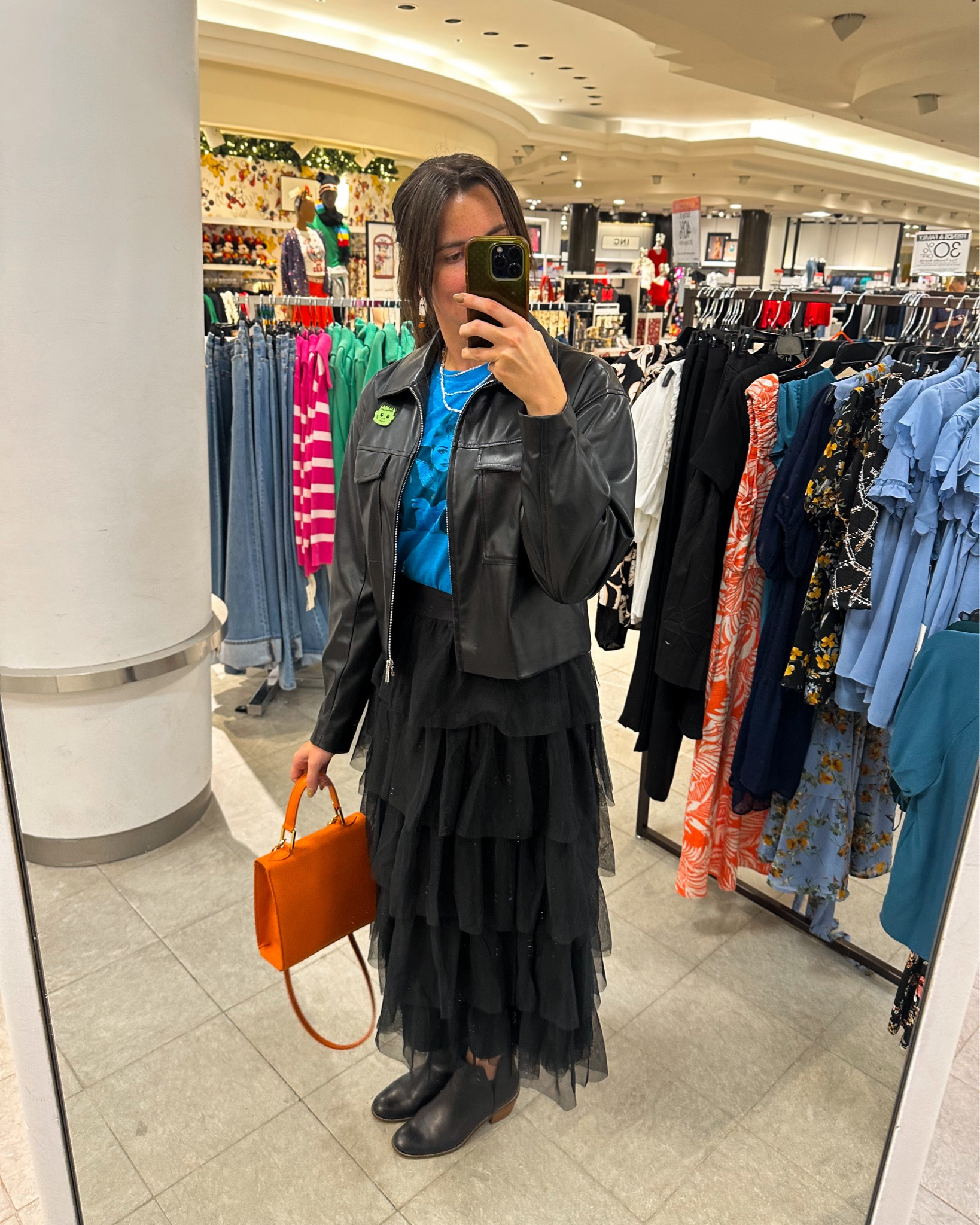 Halloween costume at work🖤🧡 Audrey Hepburn vibes🩵

#LTKStyleTip #LTKHoliday #LTKFindsUnder100