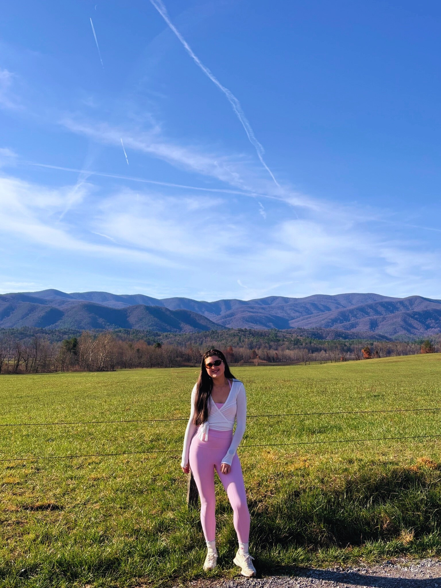 Casual trail walking/Cades Cove + out on the town + Dollywood! This fit is perf for any occasion!

#LTKTravel #LTKSpringSale #LTKootd