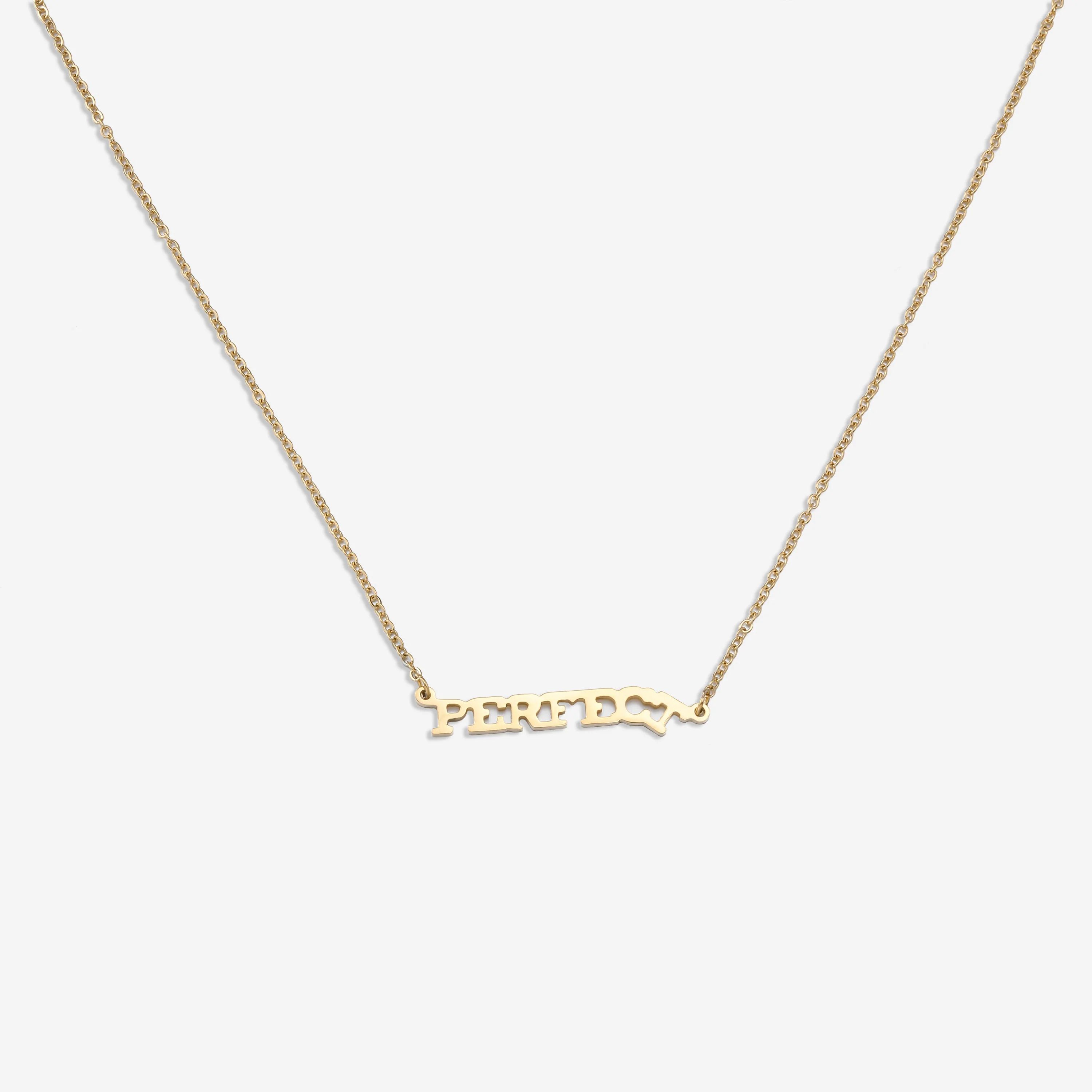 Donna Perfect Pendant Necklace | Victoria Emerson