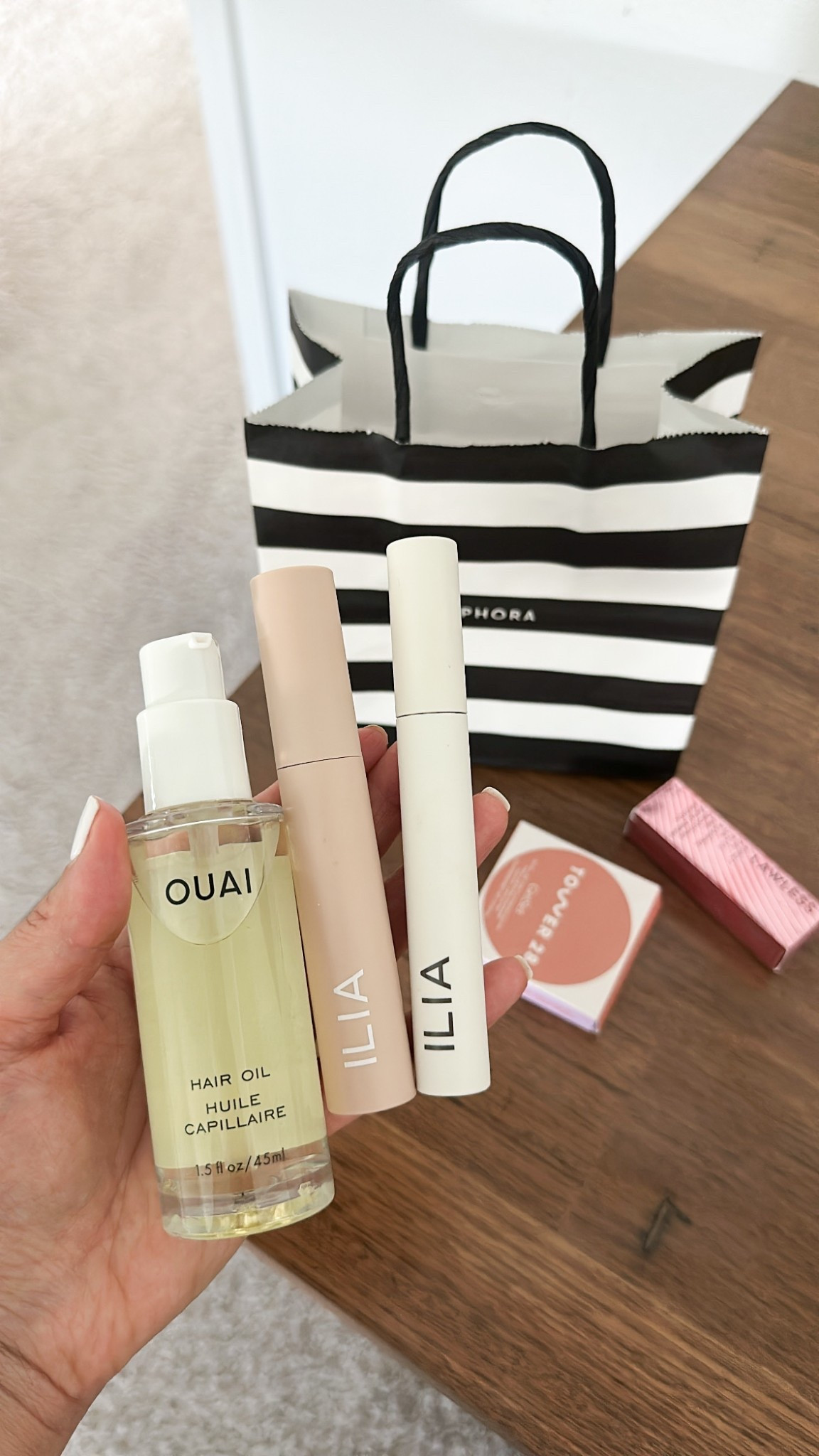 All my holy grails now on sale at Sephora! Sale ends 4/14 💄🙌🏼



#LTKSaleAlert #LTKOver40 #LTKBeauty