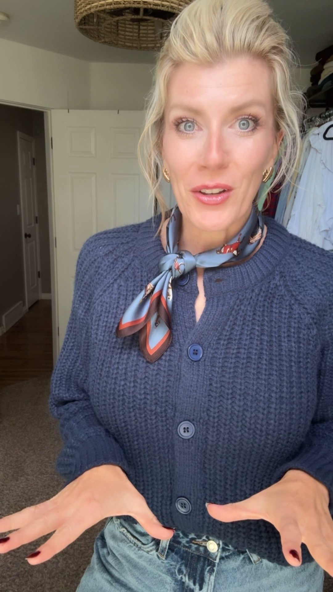 The most perfect Amazon sweater there ever was!

#LTKSeasonal #LTKOver40 #LTKStyleTip