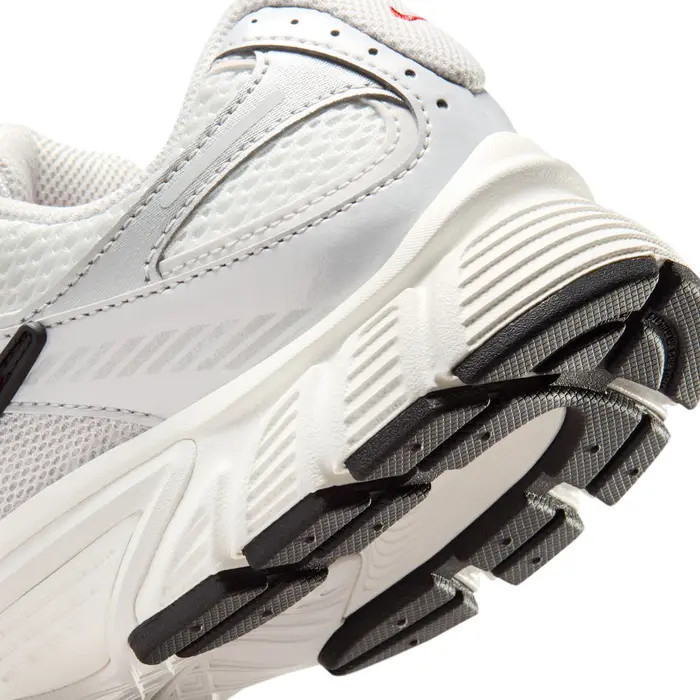 Nike V5 RNR Sneaker (Women) | Nordstromrack | Nordstrom Rack