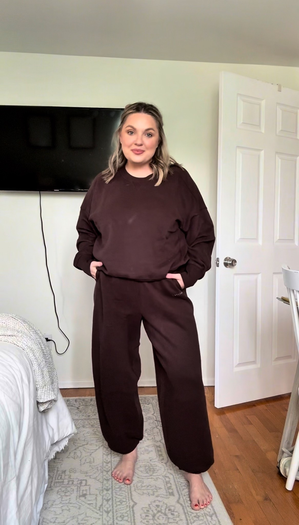Coziest matching set. I’m obsessed with this beautiful chocolate brown color. It looks so expensive. Joggers do run large, so sized down to a medium. Stayed tts, large in the crew 

Mom style // lounge wear // matching set // affordable style // fall outfit 



#LTKFindsUnder50 #LTKFallSale #LTKStyleTip