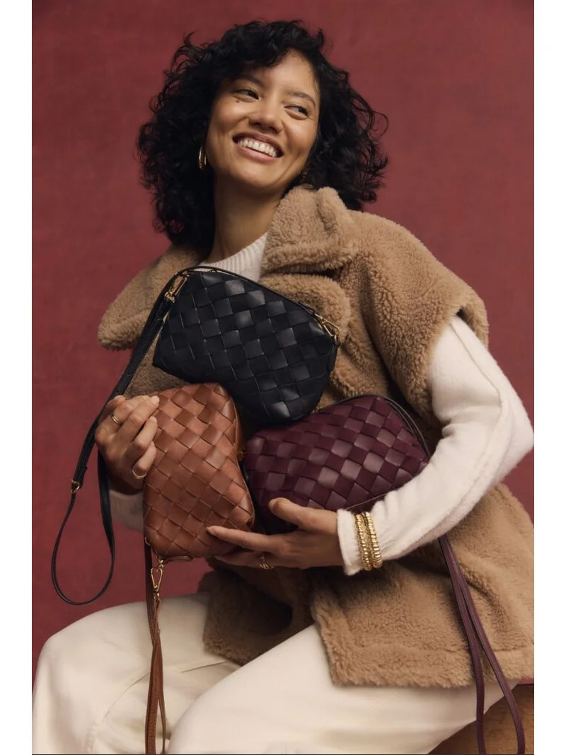 Time and Tru Women's Faux Leather and Suede Woven Camera Crossbody Bag, Cognac | Walmart (US)