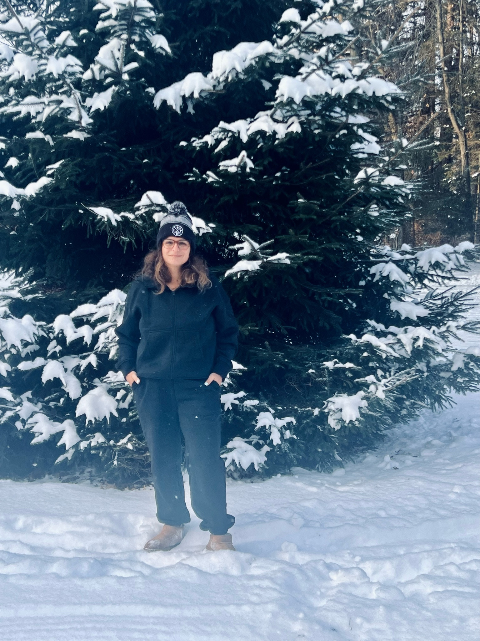 All black everything today (minus the Uggs)—I almost had my son convinced we were robbing a bank after school drop-off. 😂 This fleece sweatsuit has me feeling halfway between a bank heist and one of those cheap emergency outfits your parents grabbed from Kmart when you were a kid. You know the ones.  😬 

BUT, it’s ridiculously comfortable. Oversized fit, joggers with pockets (because moms need pockets), and the full-zip hoodie is perfect for these freezing Michigan mornings. I’m wearing a large here but could’ve sized down to a medium for a more fitted look.  

Paired it with my trusty Fit in the Mitt beanie to complete the “don’t mess with me, I’m cold” vibe. Perfect for drop-offs, errands, or, you know…not robbing banks. 😉 #LTKfit #LTKwinter  



#LTKSeasonal #LTKStyleTip #LTKFitness