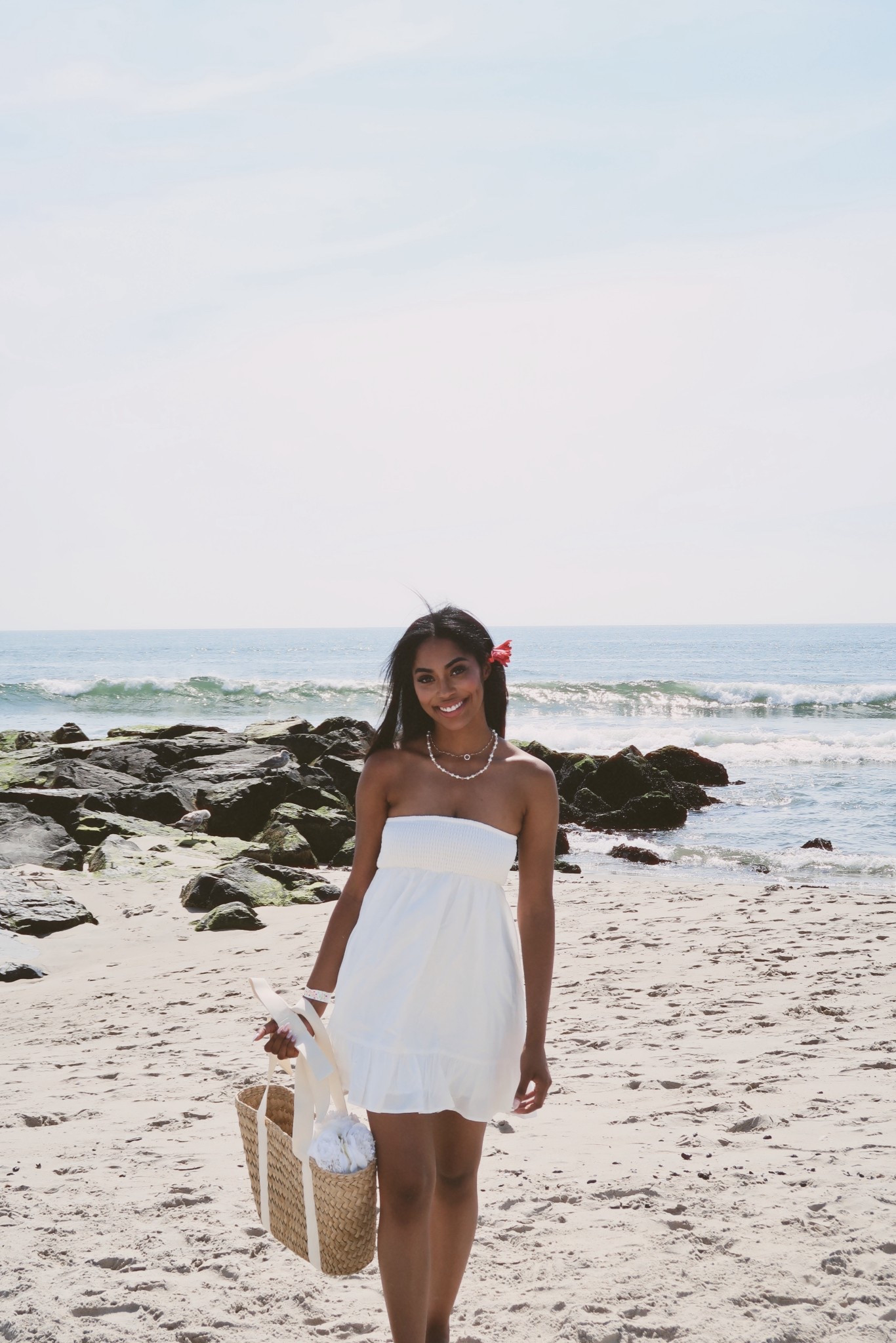 Channeling my inner Coastal Granddaughter in this breezy white dress 🤍✨ Perfect for beach days, market strolls, and everything in between.
Linked the exact look on my LTK — just tap to shop! 🐚👛 #CoastalStyle #WhiteDressSeason #LTKsummer

#LTKFindsUnder50 #LTKSeasonal #LTKStyleTip