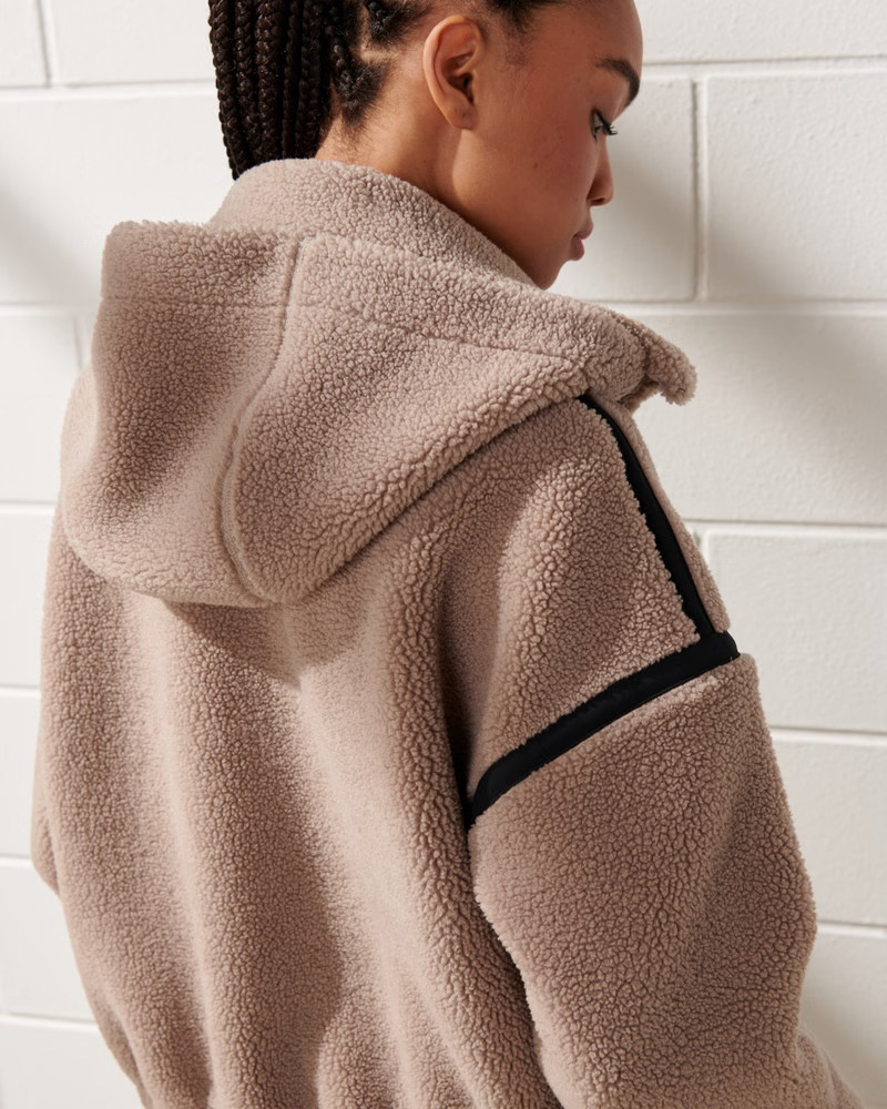 YPB neoWARM Hooded Full-Zip | Abercrombie & Fitch (US)