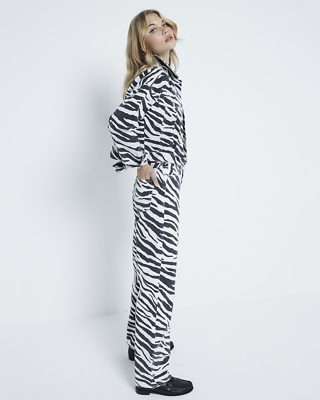 Black Zebra Relaxed Straight Jeans | River Island (UK & IE)