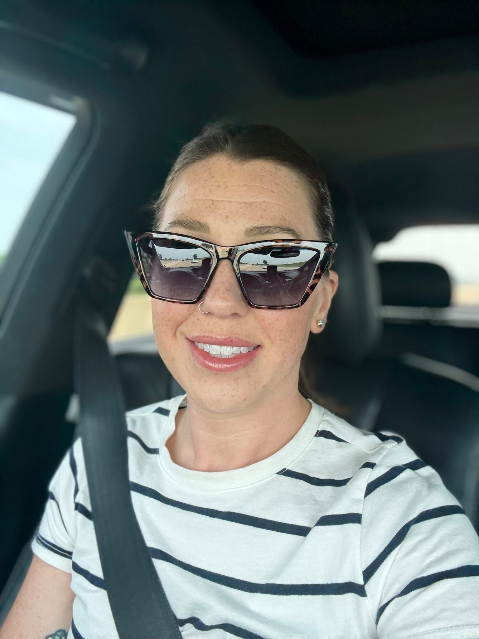 When your shirt and sunglasses do all the talking 👕🕶️ #EffortlessFashion
#SummerVibes
#ShadesforDays
#LipPlump

#LTKPetite #LTKSeasonal #LTKBeauty