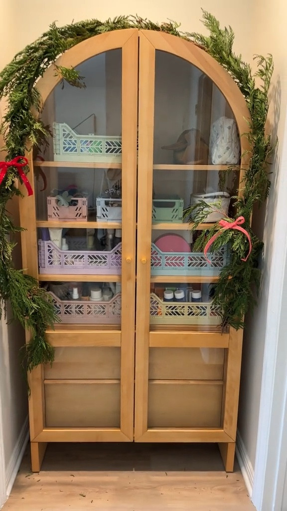 Beauty cabinet 

#LTKVideo #LTKbeauty #LTKstyletip