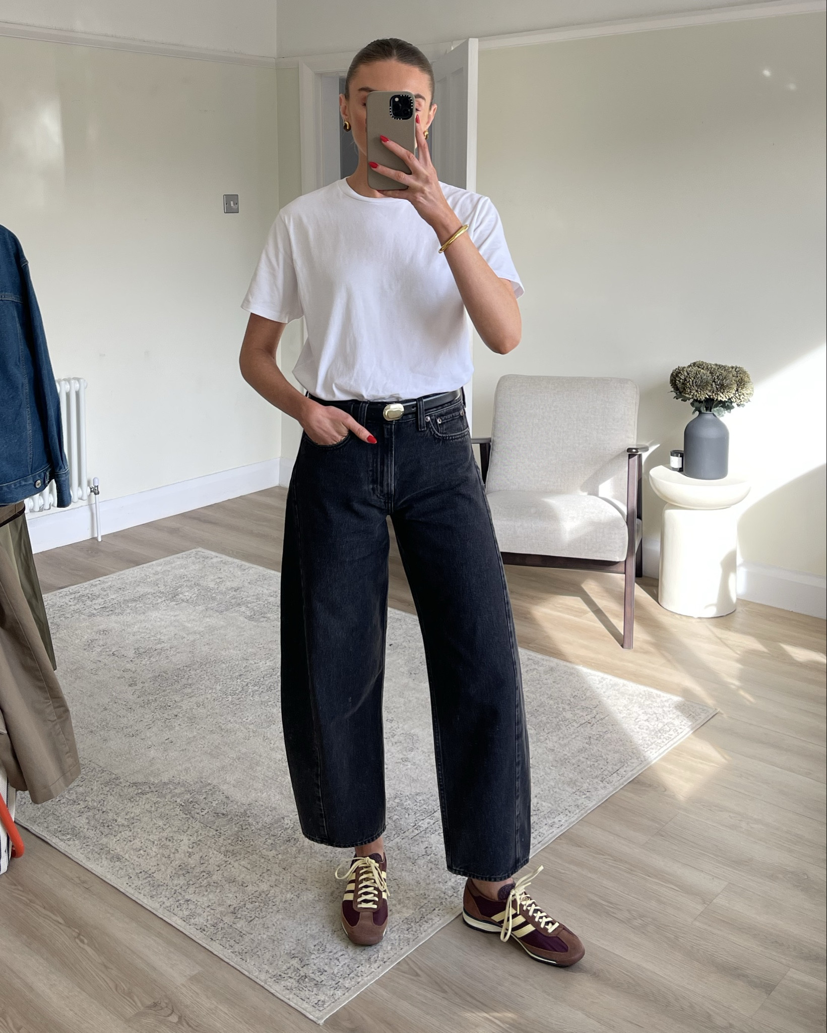 Styling basics 
Wearing a small in the Abercrombie white tshirt
25reg in the barrel jeans
I’m 5ft 6 
AFEMILY for an extra 15% off this weekend




#LTKuk