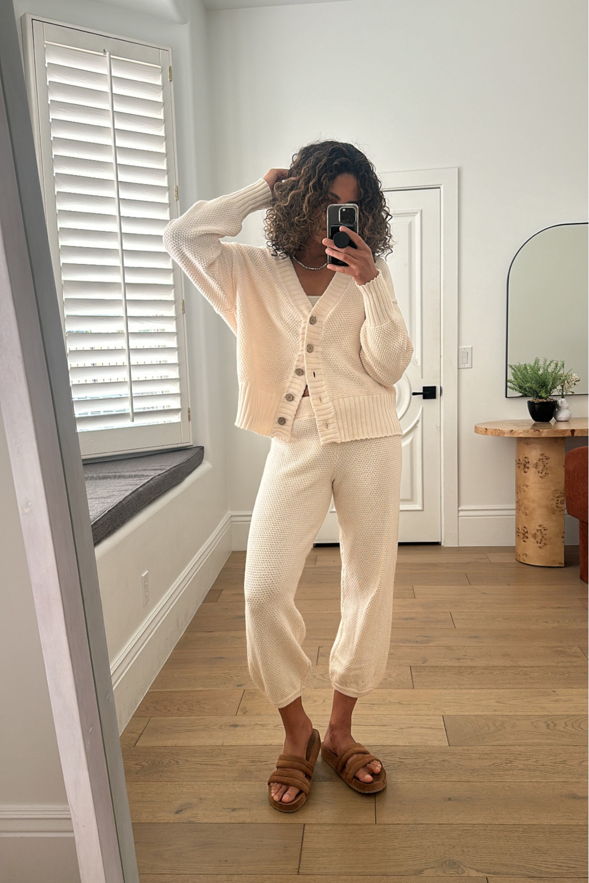 This comfy set will take you from the beach to brunch and beyond!! Made of the softest lightweight knit and easy to wear together or as separates. Fits true to size

#matchingset #beachstyle #loungewear #comfyoutfit

#LTKstyletip
