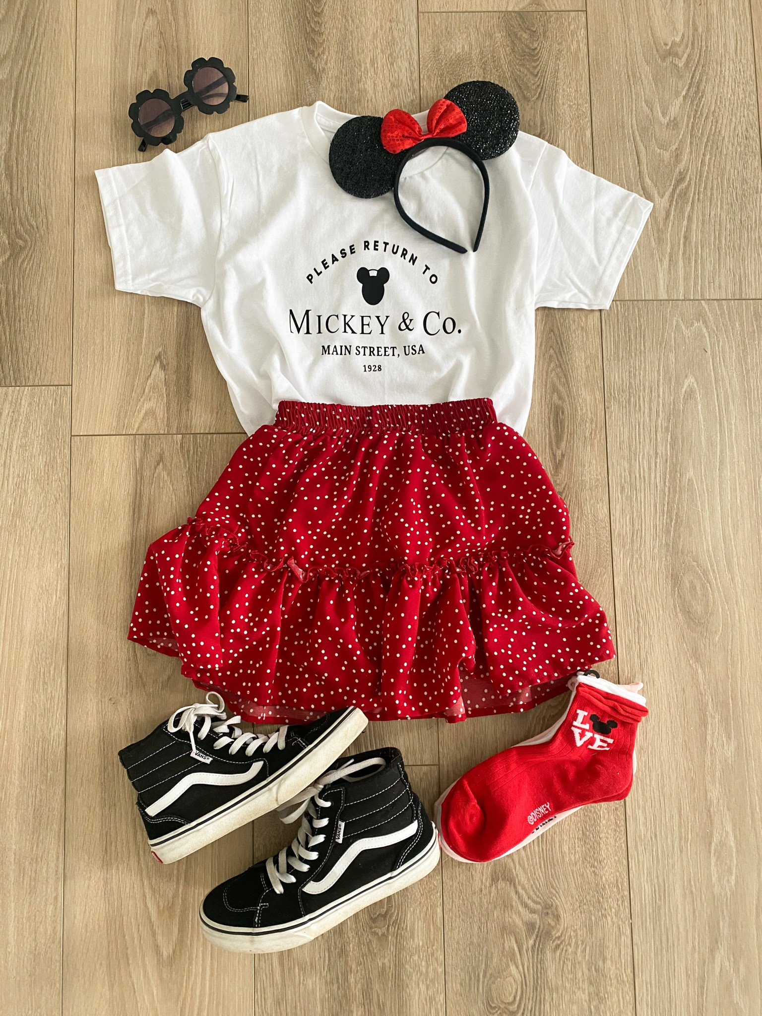 Girls Disney ootd #disneyootd #tweendisneyoutfit #disney #disneyoutfit

#LTKstyletip #LTKkids #LTKtravel