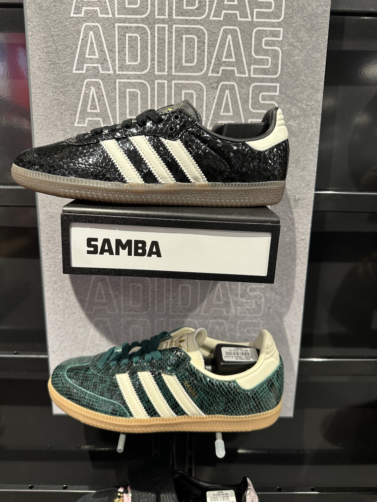 Perfect spring sambas 


#LTKWorkwear #LTKMidsize #LTKActive