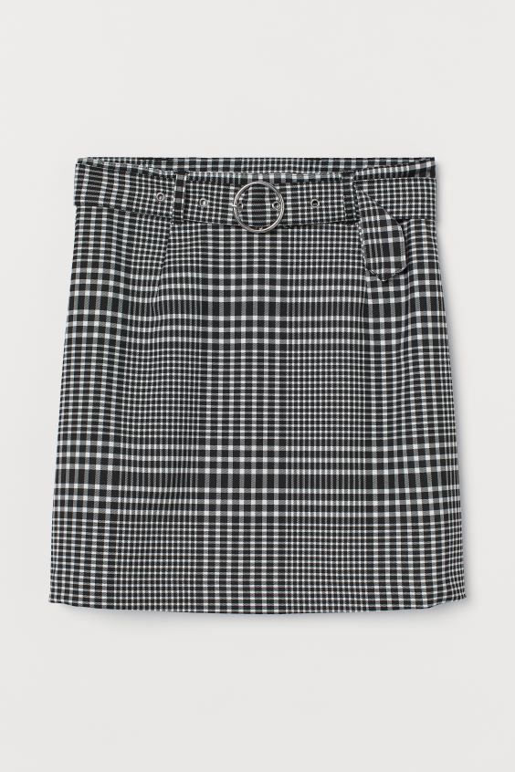 Short skirt in woven fabric. High waist with adjustable, removable belt. Concealed zipper at one ... | H&M (US + CA)