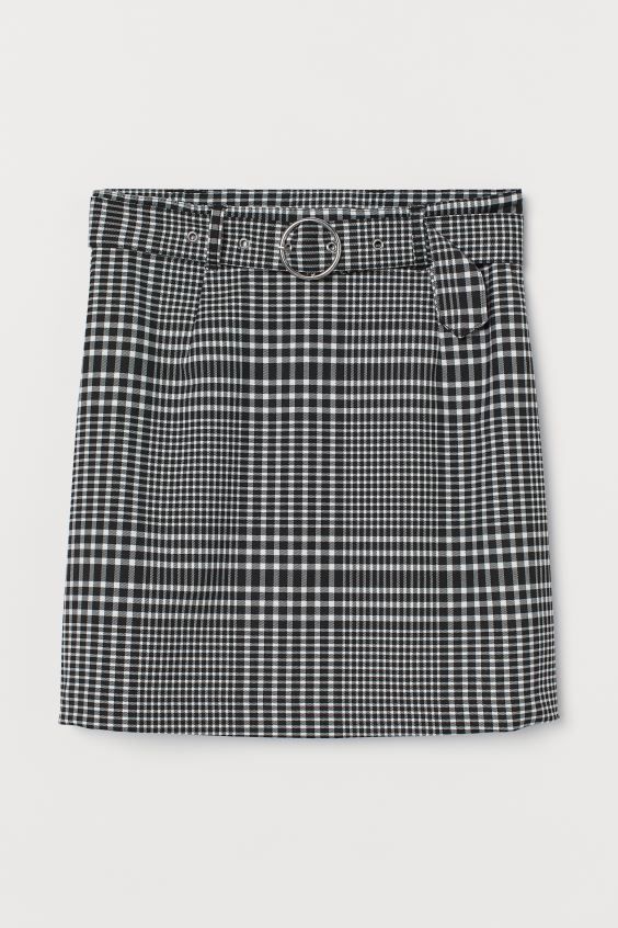 Short skirt in woven fabric. High waist with adjustable, removable belt. Concealed zipper at one ... | H&M (US)