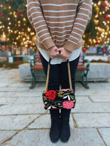 …you can learn a lot of things from the flowers…

This post is just for the bag ❤️

The Evelyn Floral Rose Garden is currently on sale for 30% 👏🏻

When this bag came in shipment, I ripped it open because I knew I was obsessed. 
This bag is perfect for girls day, brunch, date night and much more little events. 
This beauty is going to be my go to bag for events for a while 

#adventuresofcaitandkate #icedcoffeeandsunflowers #bloggersliveboston #bostonblogger #bosblogger #bloggersofboston #fashionblogger #beautyblogger #lifestyleblogger #instablogger #ootdblogger #styleblogger  #doseofstyle #discoverunder2k #midsizeblogger #katespade #katespadeny #katespadenewyork #iworkatkatespade #loveinspades #holidayseason #retaillife

#LTKitbag #LTKstyletip #LTKHoliday