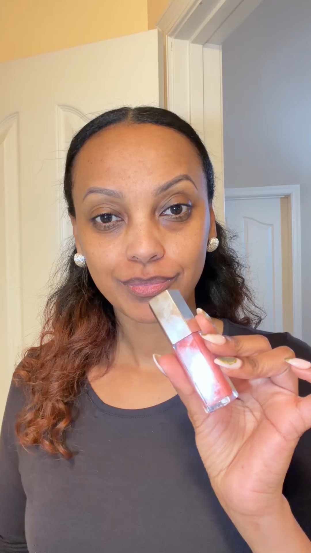 I needed a lip oil for this cold weather because my lips stay chapped, and the Fenty Beauty lip oil might be my new favorite to carry me into spring. You can definitely rock the two ABH lipsticks for the rest of fall and into spring. 

What do you wanna see next?
Products tagged in & LINK IN BIO so you can find it easily😉 

@fentybeauty gloss bomb oil FUSSY 
@fentybeauty gloss bomb oil RAZZBERRY JAMZ 
@anastasiabeverlyhills liquid Lipstick TRUST ISSUES
@anastasiabeverlyhills  liquid Lipstick HEATHERS