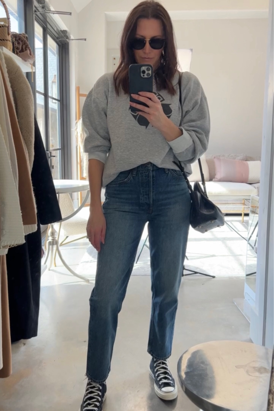 Casual winter outfit 

Best cropped tee
Jeans 

#LTKunder100 #LTKstyletip #LTKFind