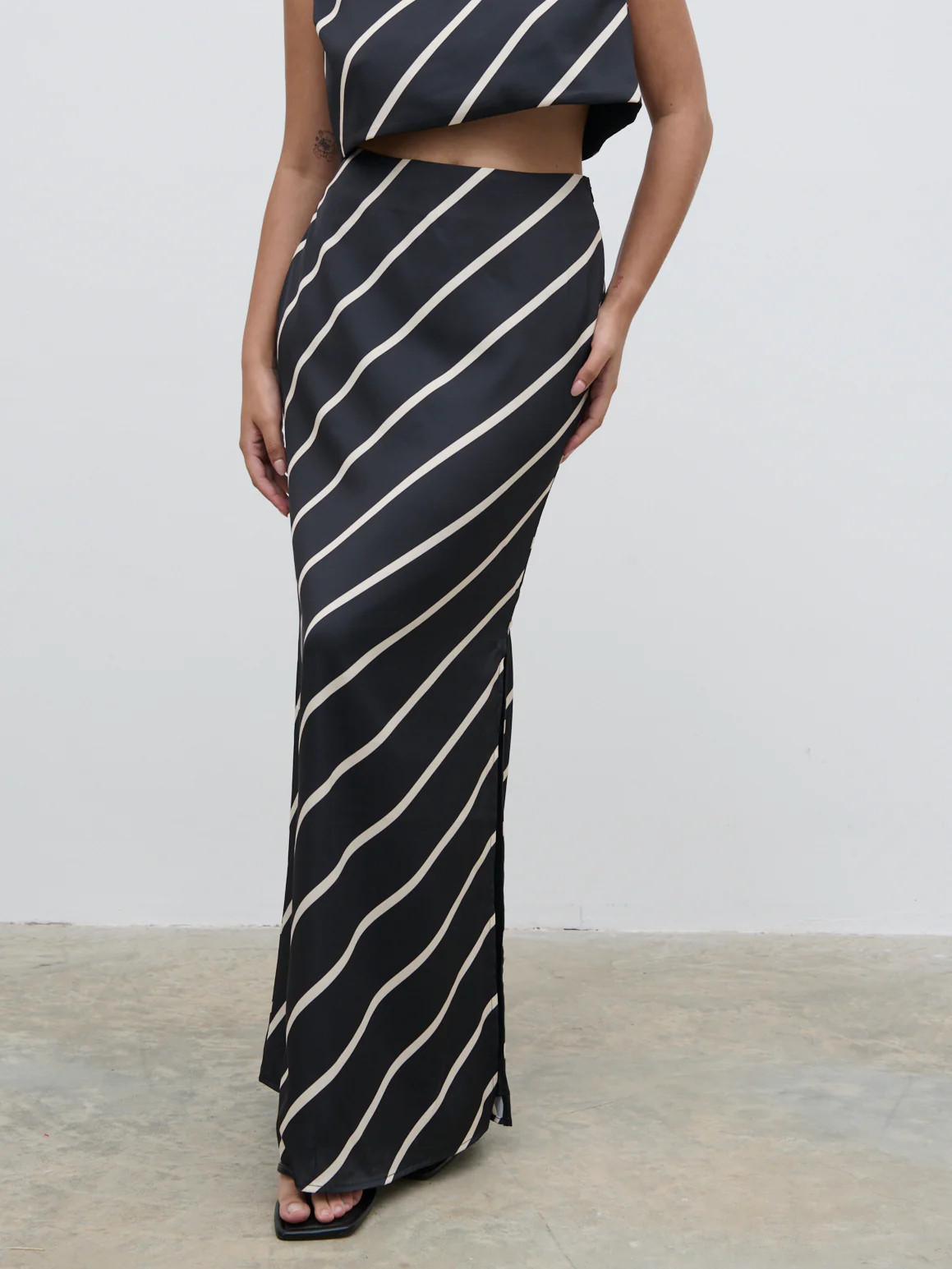 Zuri Maxi Skirt | Pretty Lavish (UK)