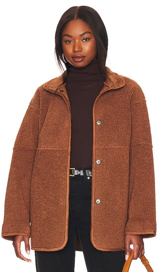 Reversible Albany Lux Sherpa Jacket in Sand | Revolve Clothing (Global)