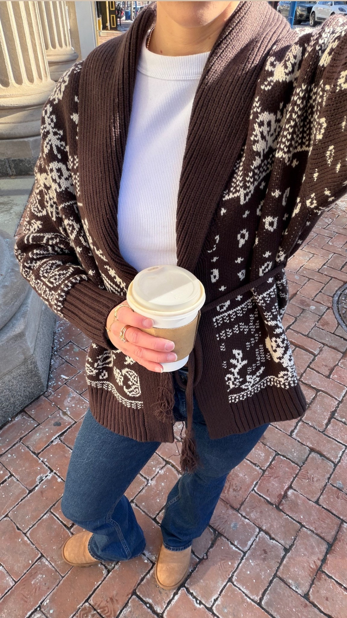 2/1/26 Casual winter outfit of the day ❄️ Linking my UGG boots, dark wash bootcut denim from Abercrombie, and my Abercrombie cardigan sweater — an easy, cozy combo I keep reaching for. Finished with my Celine sunglasses and my Bottega bag for a polished everyday winter look.




#LTKootd #LTKgrwm #LTKSeasonal