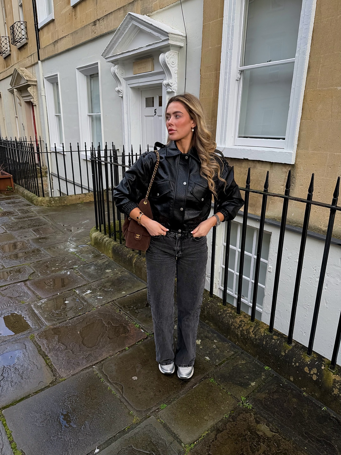 Exploring the city 🏙️

#fyp #foryoupage #explorepage #ootd #outfitideas