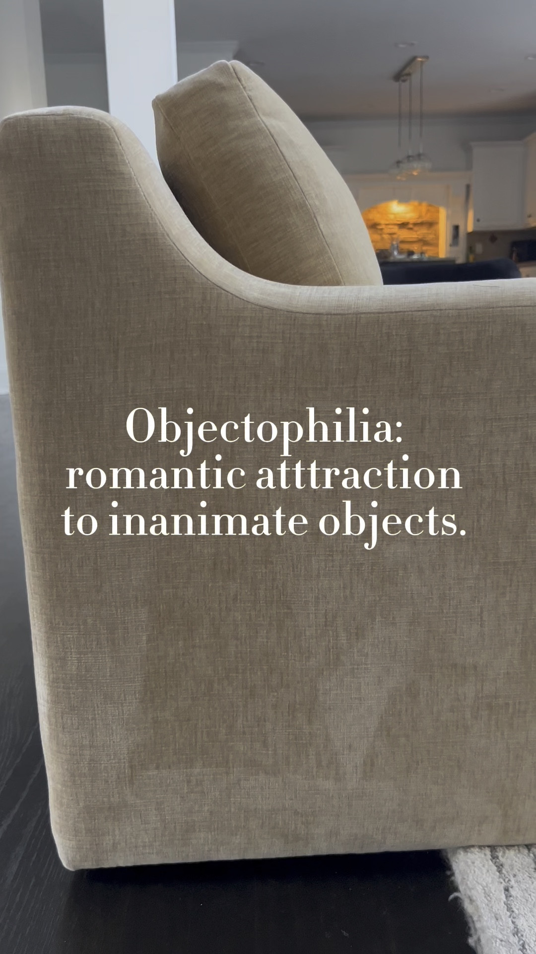 I have feelings for this couch. It’s the combo of straight and curved lines for me. 🫶🏽 #CB2 #LivingRoom #Couch #Sofa #ModernCouch

#LTKhome