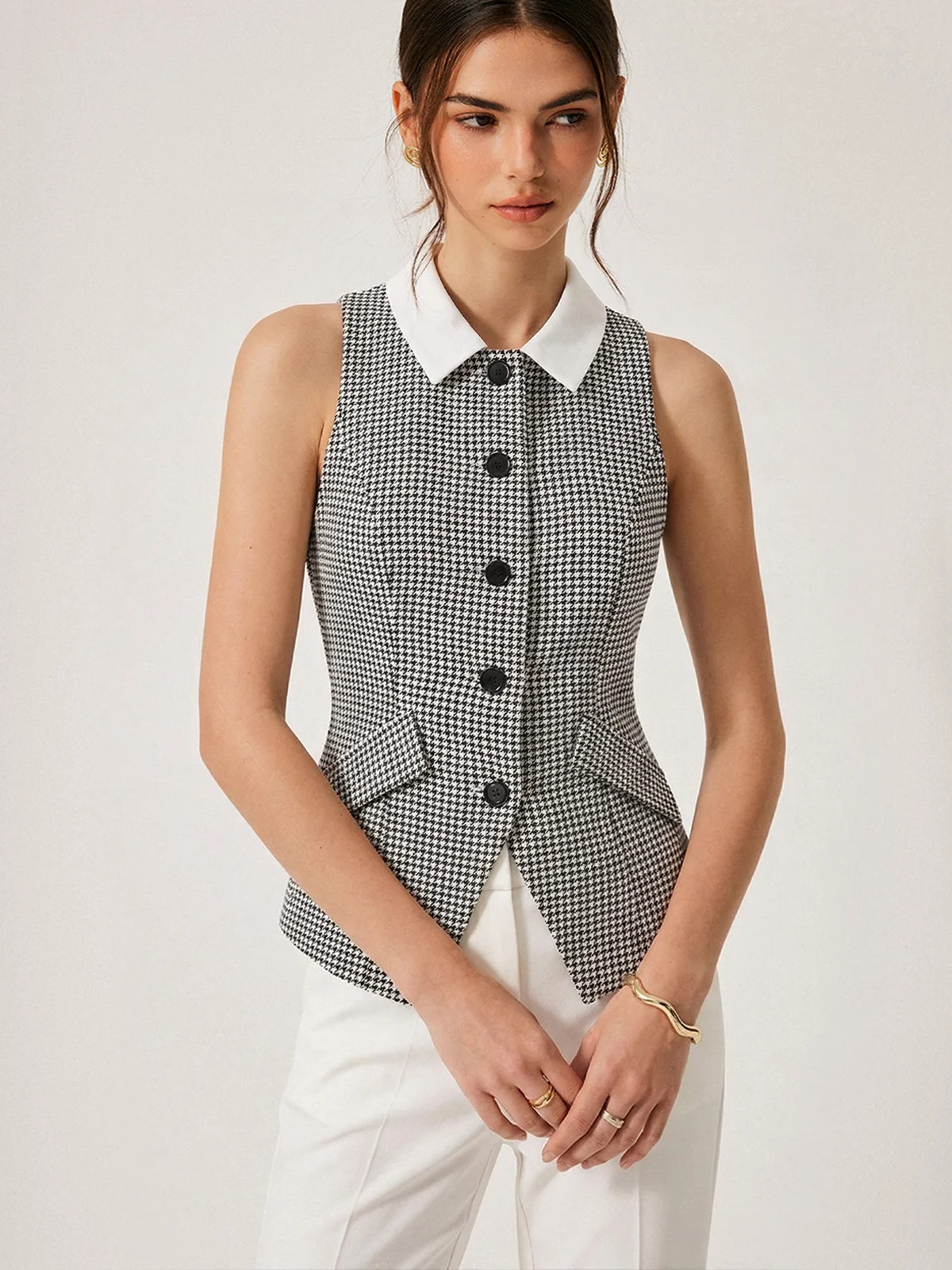 Houndstooth Collared Button Down Vest | Commense