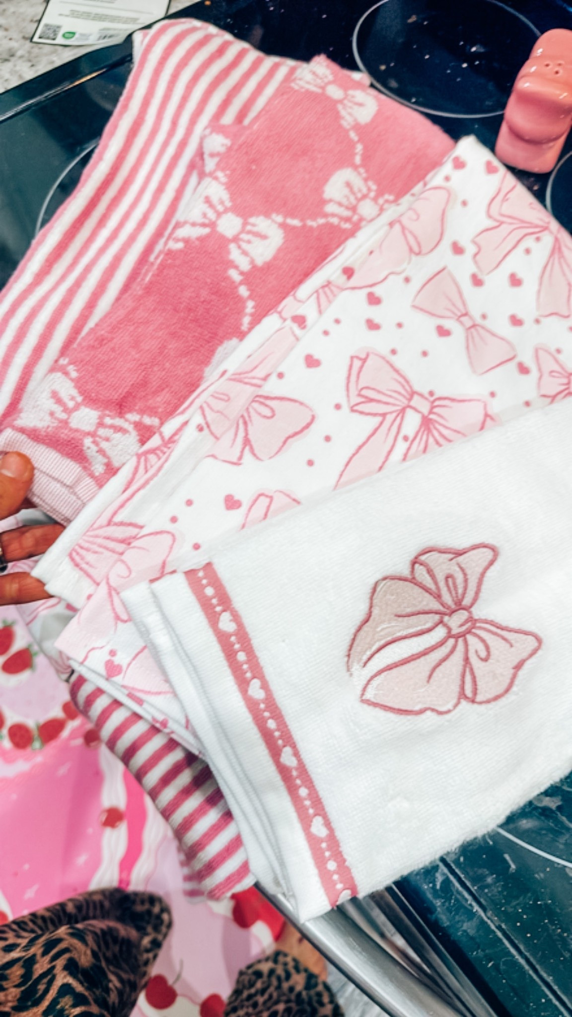 Cutie kitchen towels from Sam’s Club 🎀

#LTKdayinmylife #LTKFindsUnder50 #LTKHome