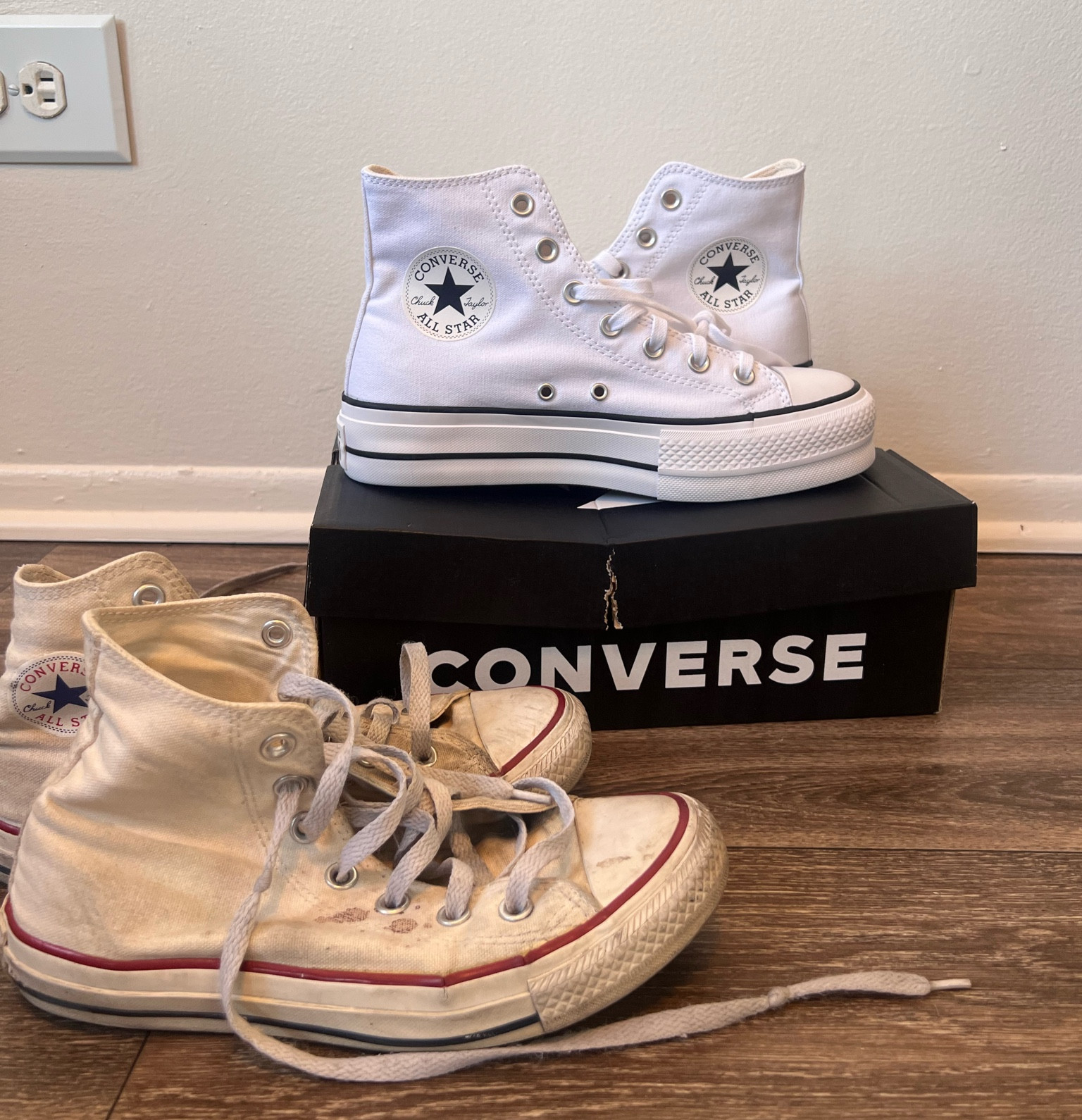 I think it was time for a new pair 😅

Converse are my favorite leg day shoe, they are nice and flat and secure the ankle a little better than regular shoes and they are affordable 😉👏

#LTKfitness #LTKfindsunder100 #LTKU