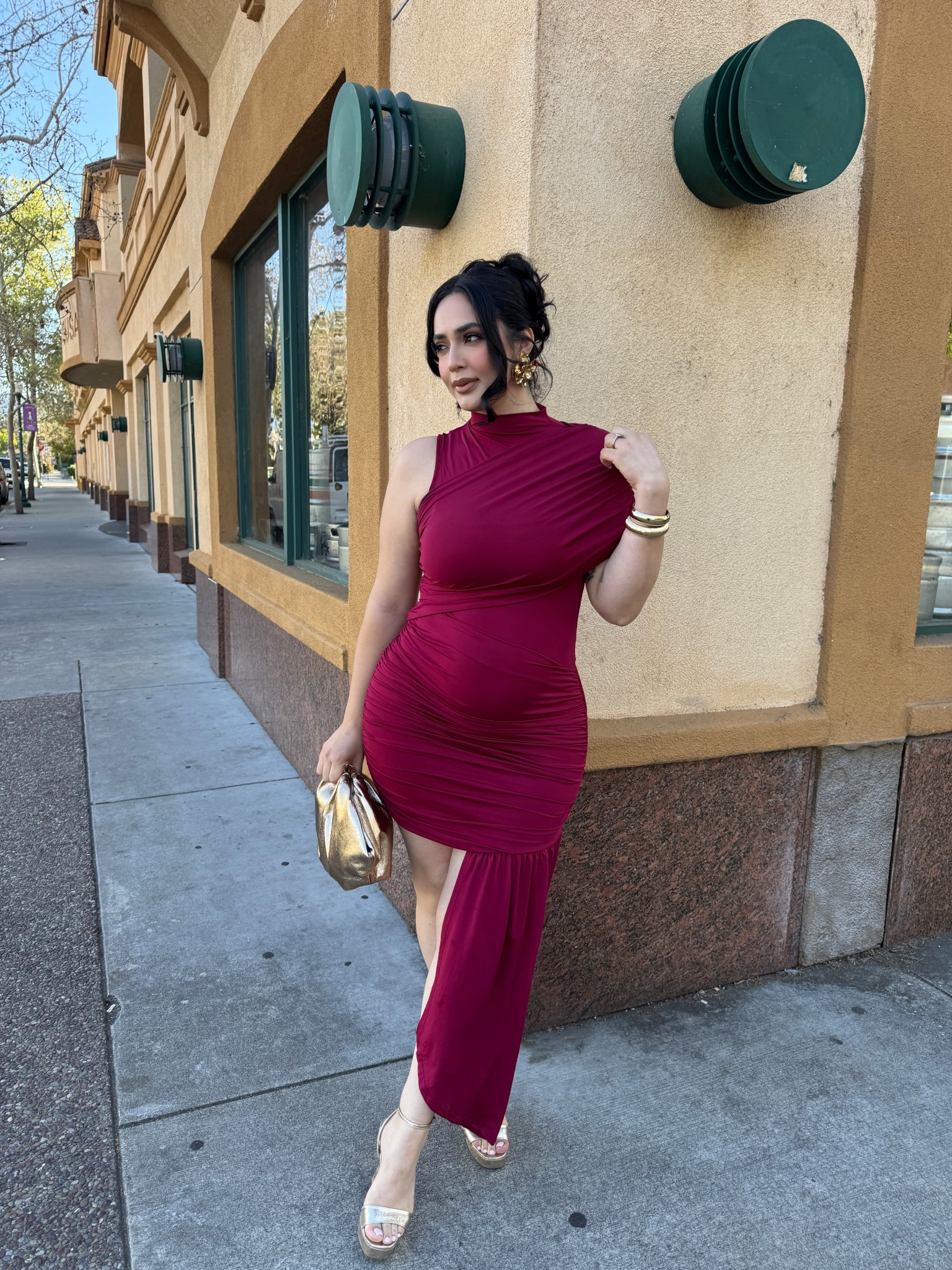 Perfect stretchy dress 🤍 

#LTKmomlife #LTKTall #LTKBeauty