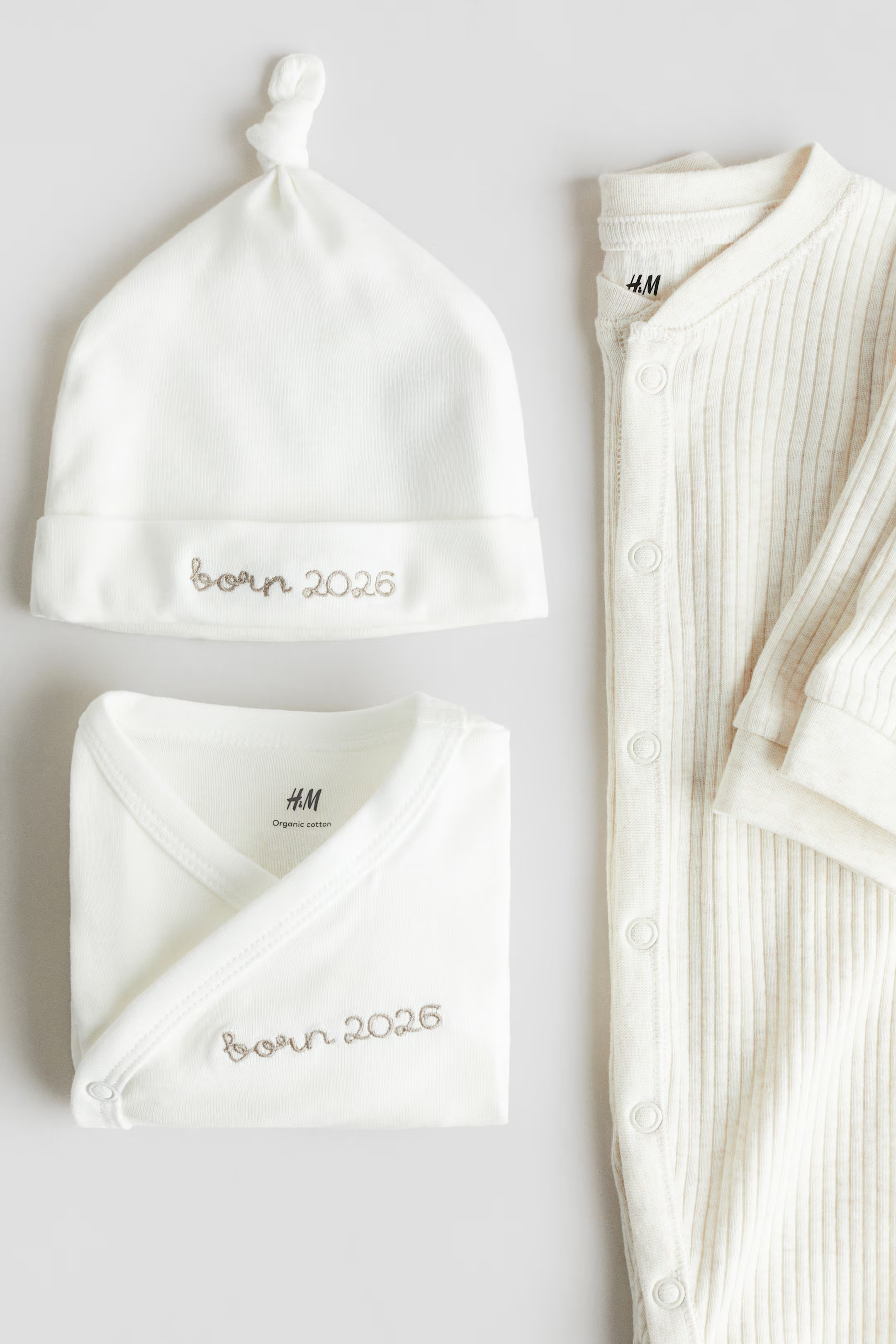 3-piece cotton jersey gift set | H&M (UK, MY, IN, SG, PH, TW, HK)