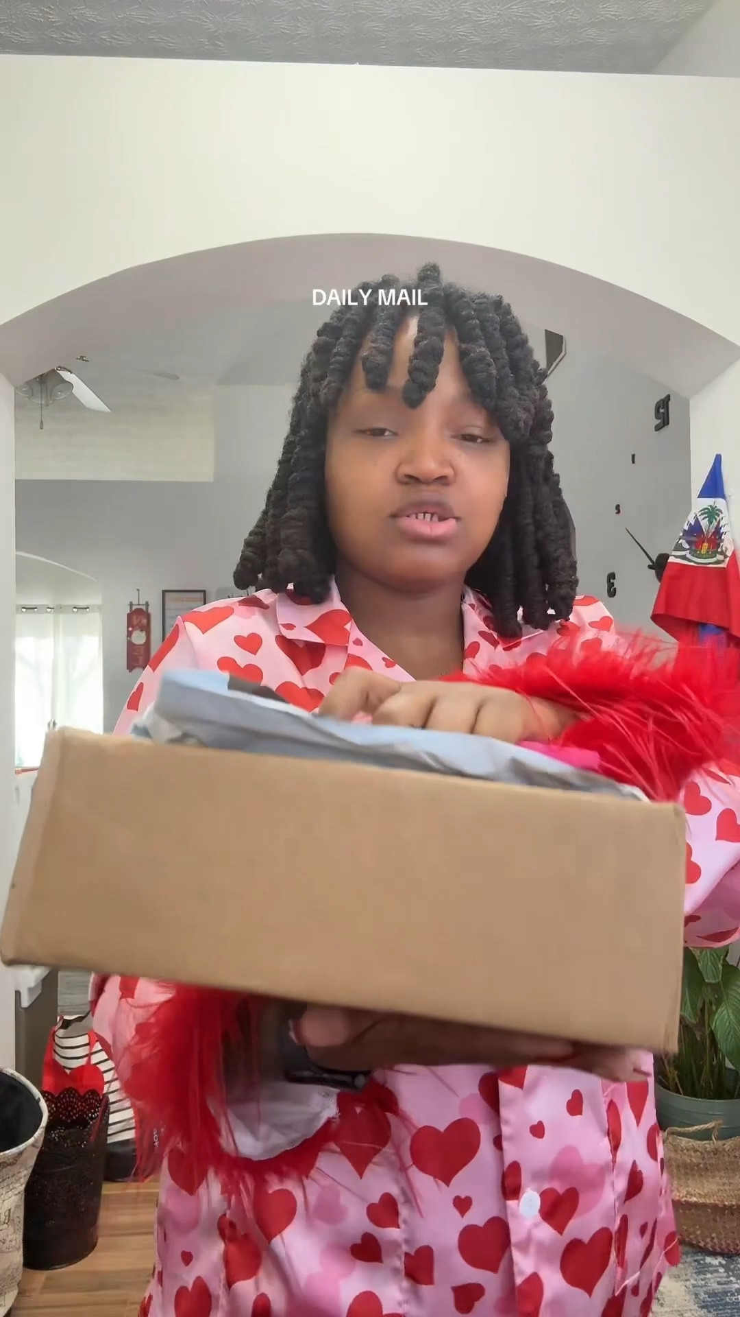 Package dayyyy and I love it here 📦✨

We opening 2 packages from TikTok Shop and an LTK partnership today and I’m taking y’all behind the scenes. I get packages daily, so it’s time to start unboxing them on camera and giving real first impressions.

From skincare to home finds to fashion collabs… we outsideeee.

Stay tuned because I’m tagging everything I love.

#Unboxing #TikTokShopFinds #LTKPartner #ContentCreatorLife #PRUnboxing #AtlantaCreator #ShoppingWithPriiincesss


#LTKdayinmylife #LTKselfcare #LTKBeauty