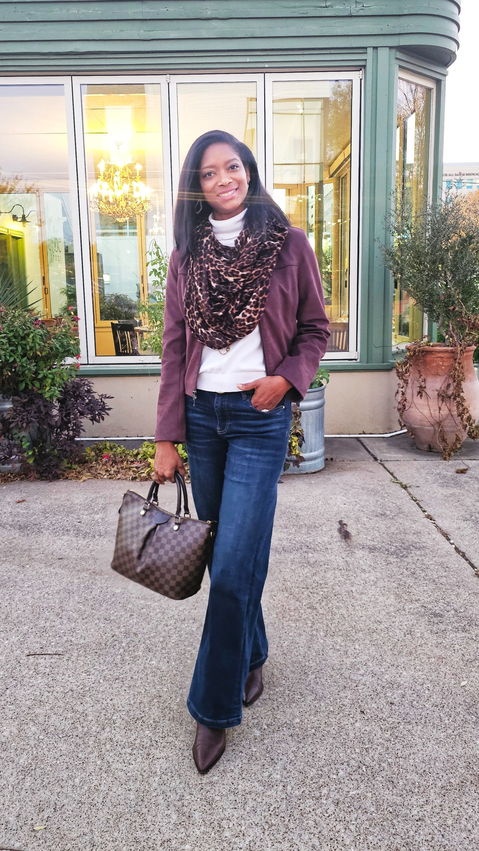 A dash of rich chocolate for late fall. 🍁🍃

#LTKSeasonal #LTKFindsUnder100 #LTKSaleAlert