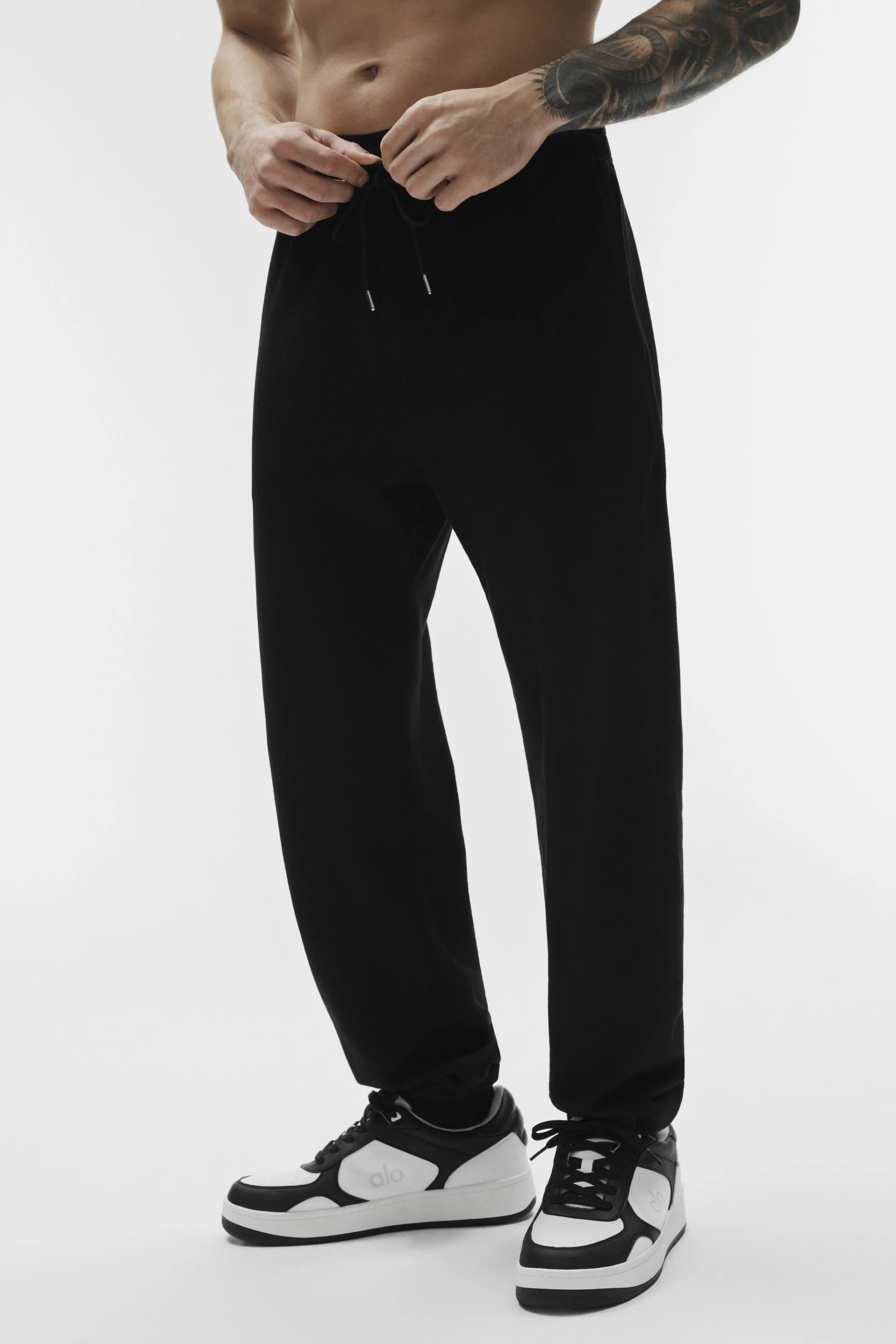 ALO | Chill Sweatpant in Black, Size: XL | Alo Yoga (US)