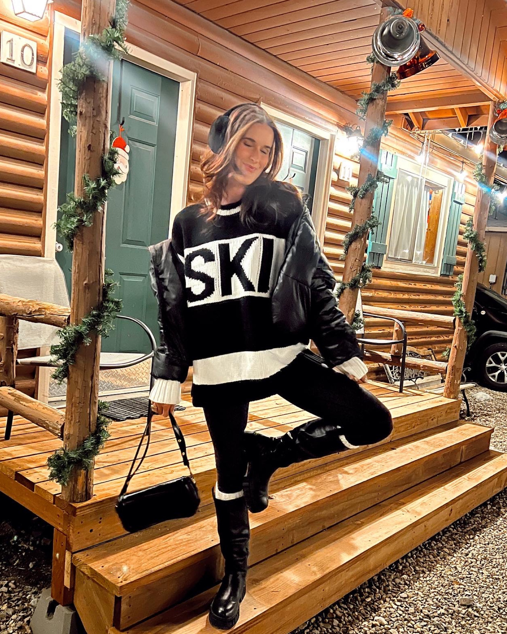 Ski resort fit! 

Ski resort outfit, winter outfit, ski outfit, ski lodge outfit, ski town outfit, ootd, winter ootd #LTKHoliday

#LTKSeasonal