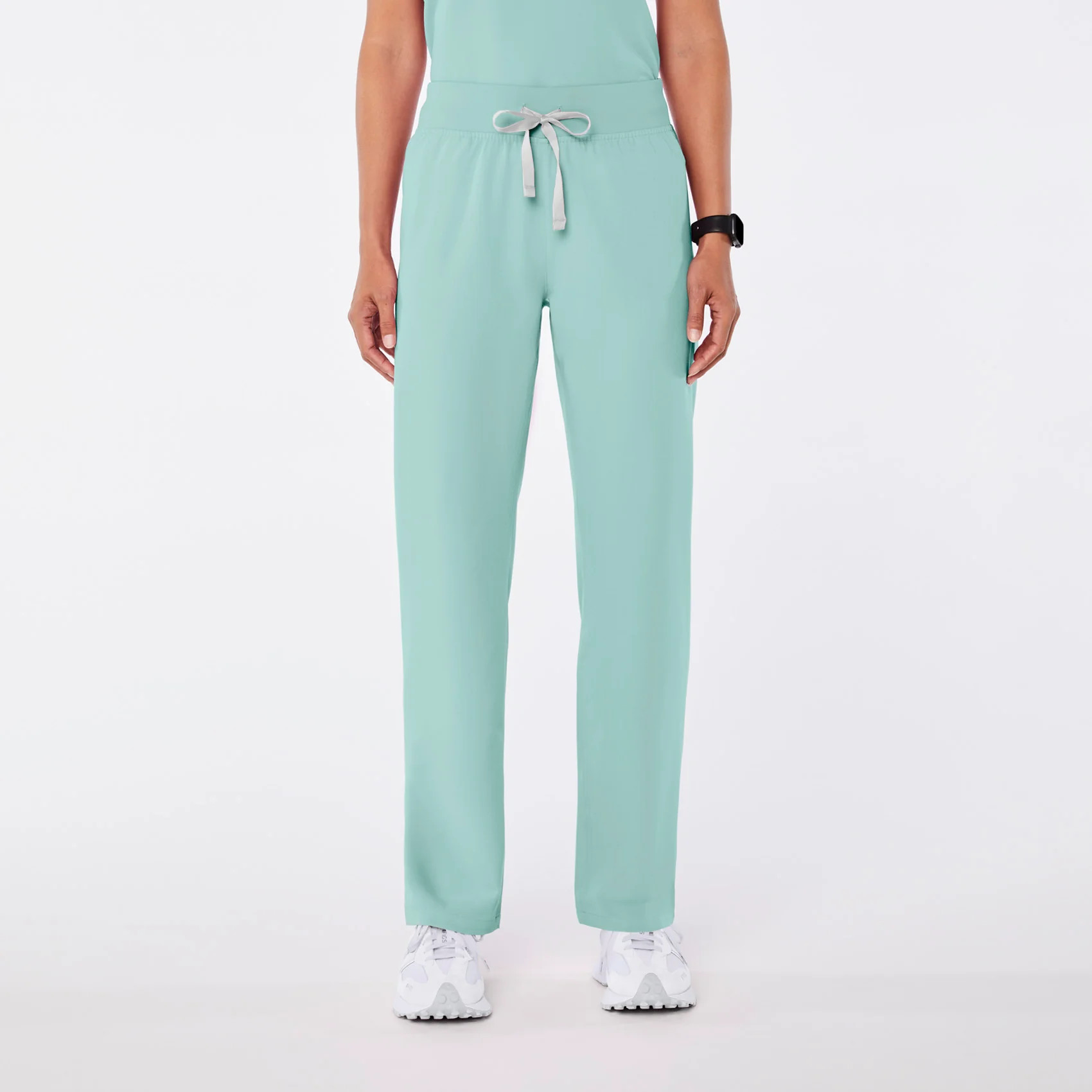 High Waisted Livingston Basic Scrub Pants™ | FIGS